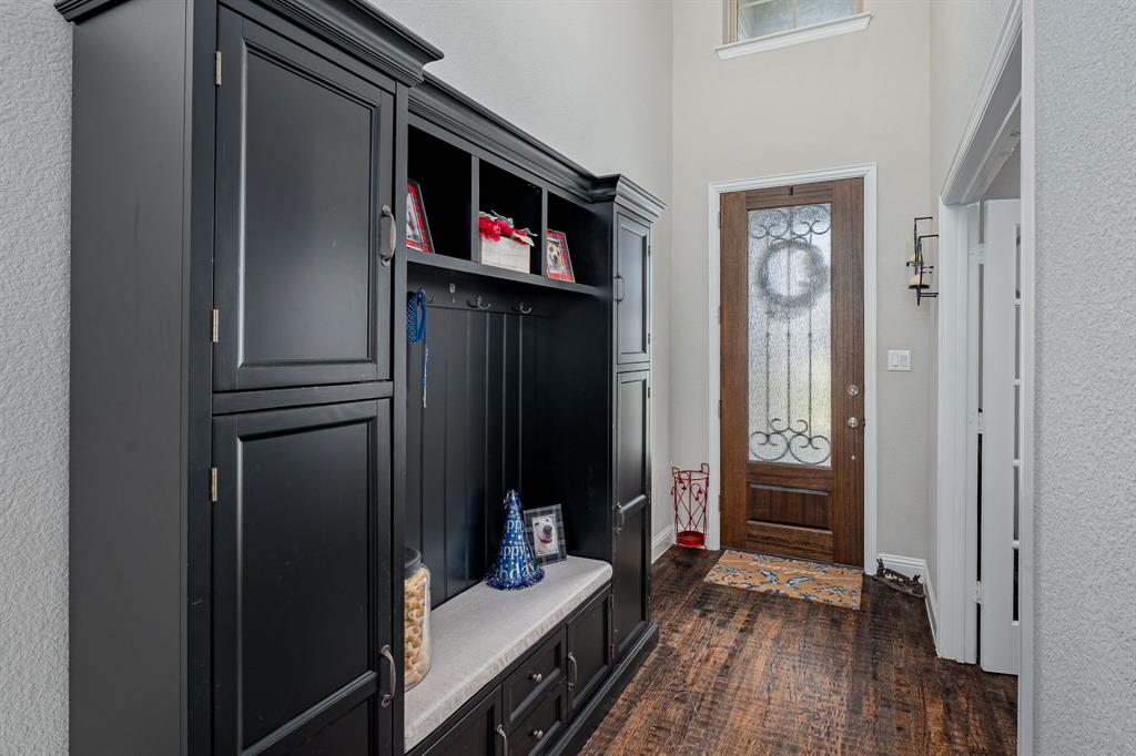 112 Walnut Drive Van Alstyne, TX 75495 - Photo 5 of 35