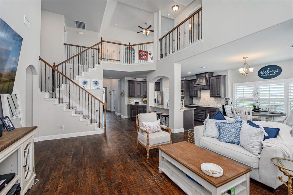 112 Walnut Drive Van Alstyne, TX 75495 - Photo 7 of 35