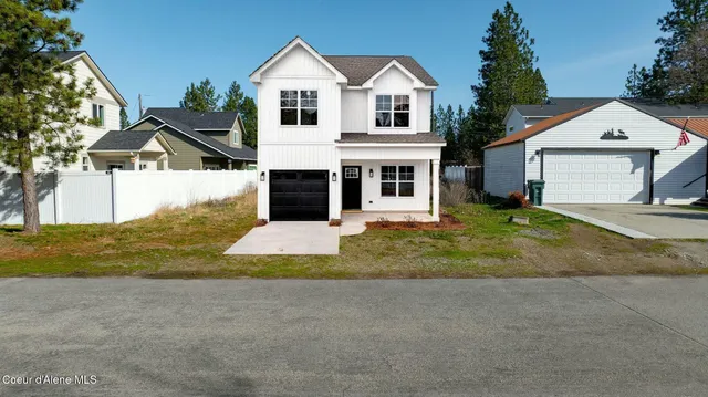 $229,900 | 206 West 17th Avenue, Post Falls, ID 83854