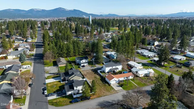 $229,900 | 206 West 17th Avenue, Post Falls, ID 83854