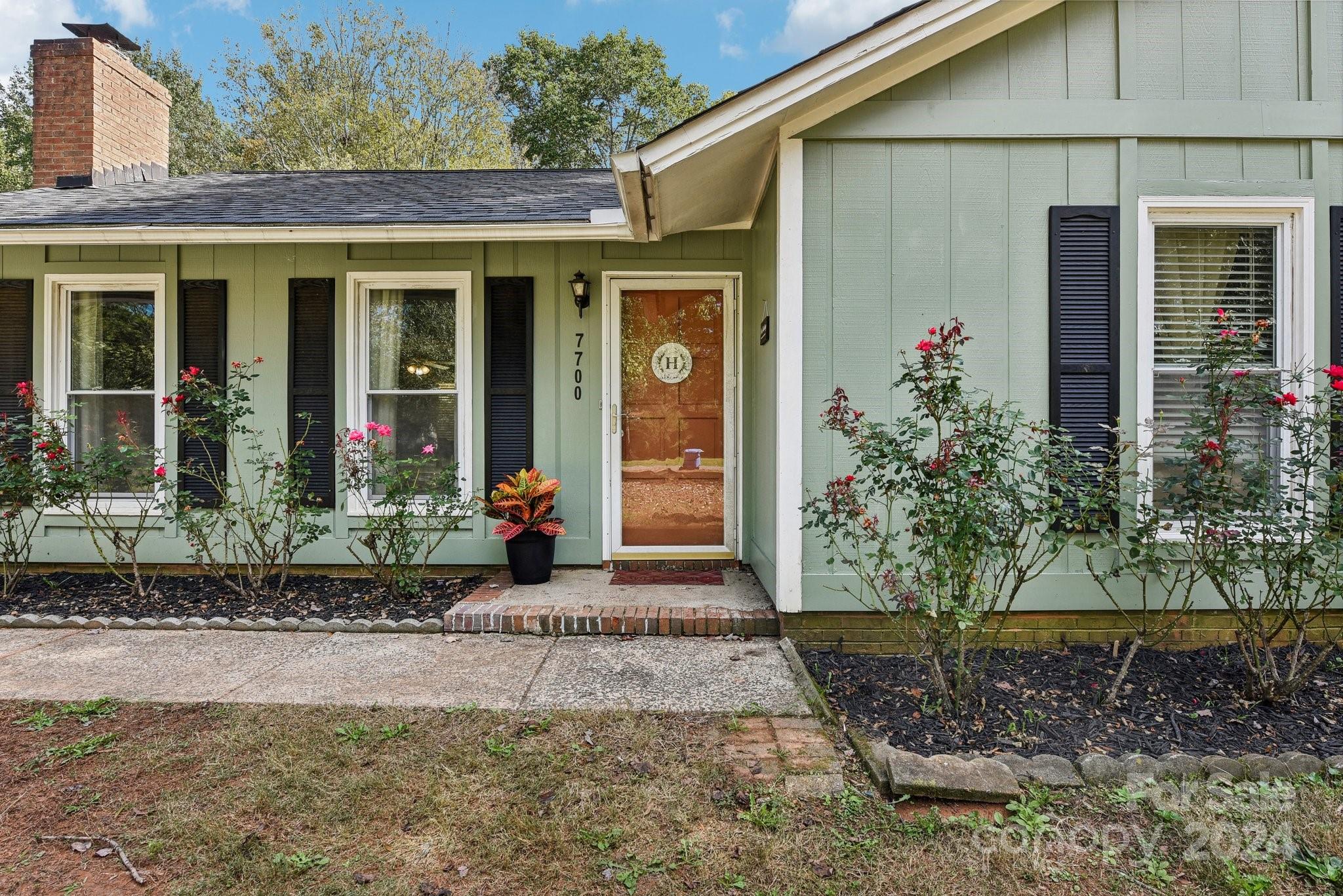 7700 Davis Road Mint Hill, NC 28227 - Photo 3 of 31 Gallery Image 3