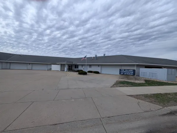 $22,728 | 200 South 3rd Street, Unit 206, Le Sueur, MN 56058