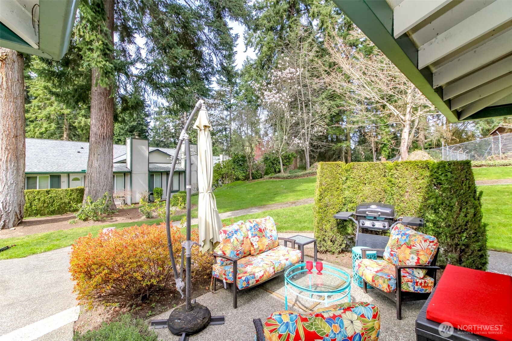 527 South 323rd Place, Unit 18B Federal Way, WA 98003 - Photo 26 of 30