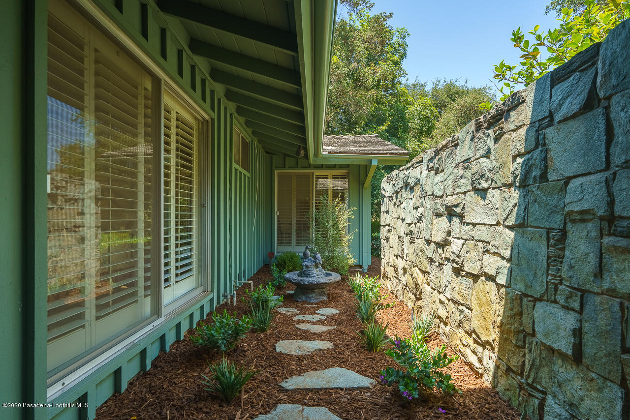625 Hillside Terrace Pasadena, CA 91105 - Photo 4 of 39 egpimaging_625Hillside_107_OTHERMLS