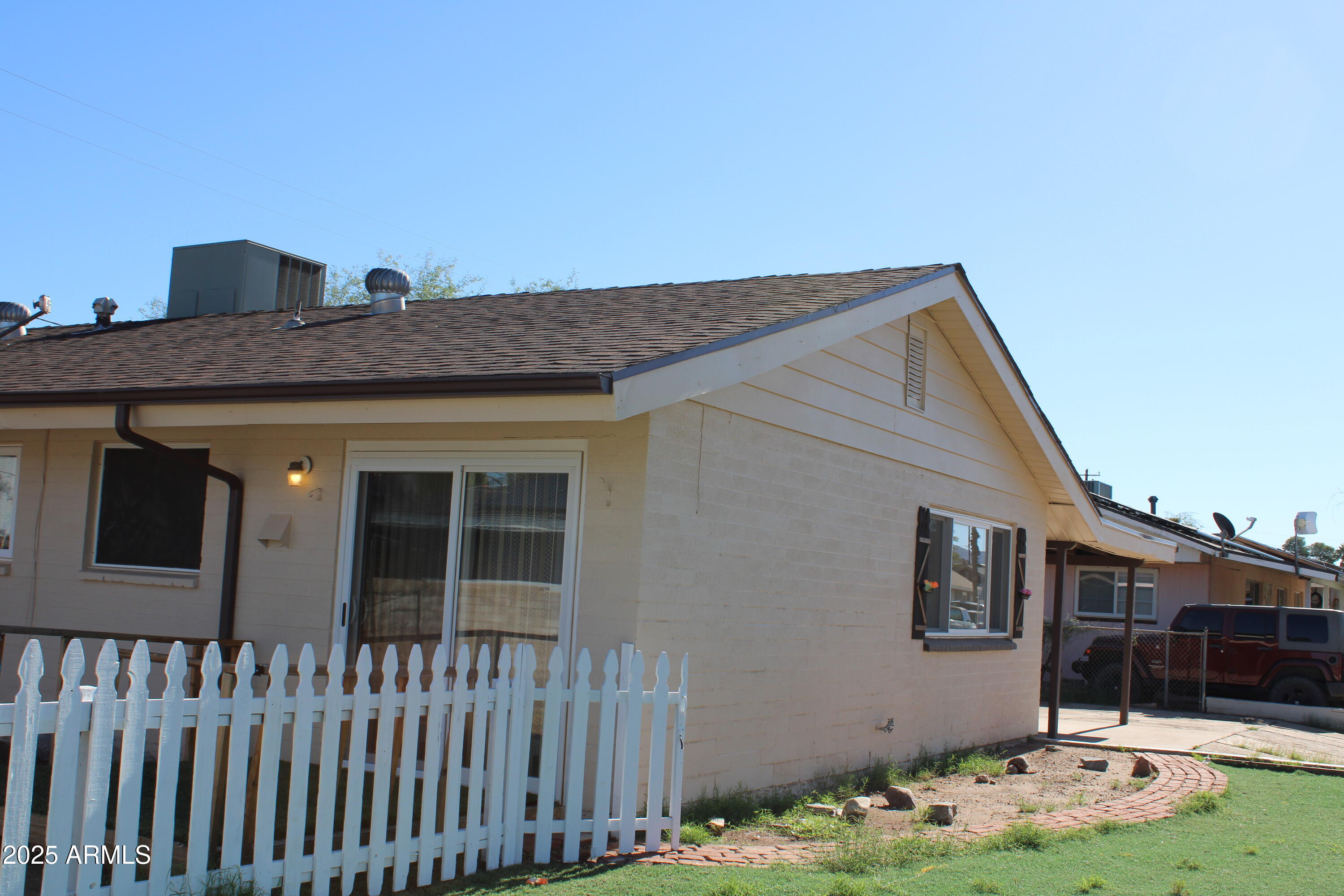 336 Greenwich Road Kearny, AZ 85137 - Photo 3 of 37 a front view of house