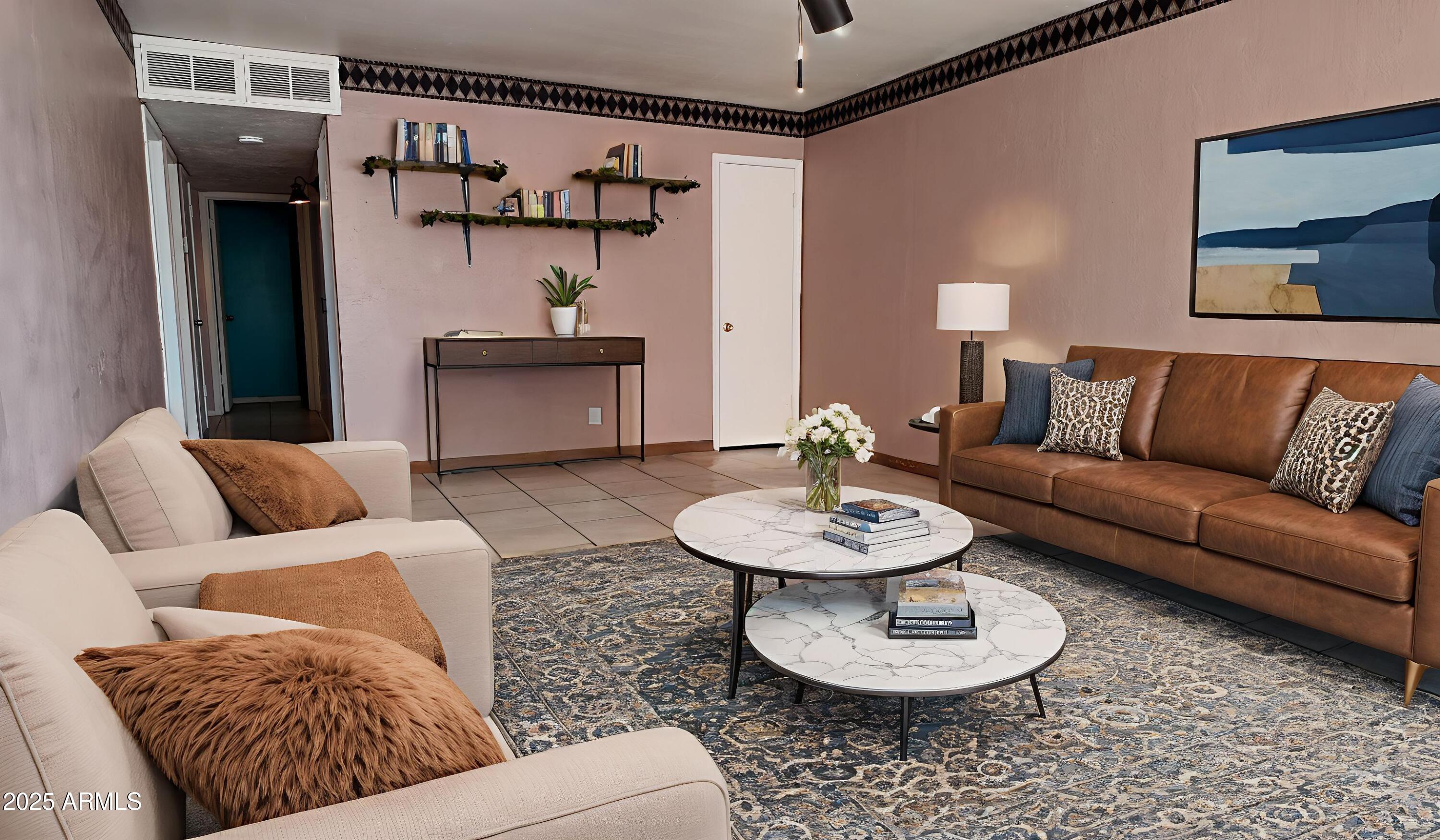 336 Greenwich Road Kearny, AZ 85137 - Photo 9 of 37 a living room with furniture and a lamp