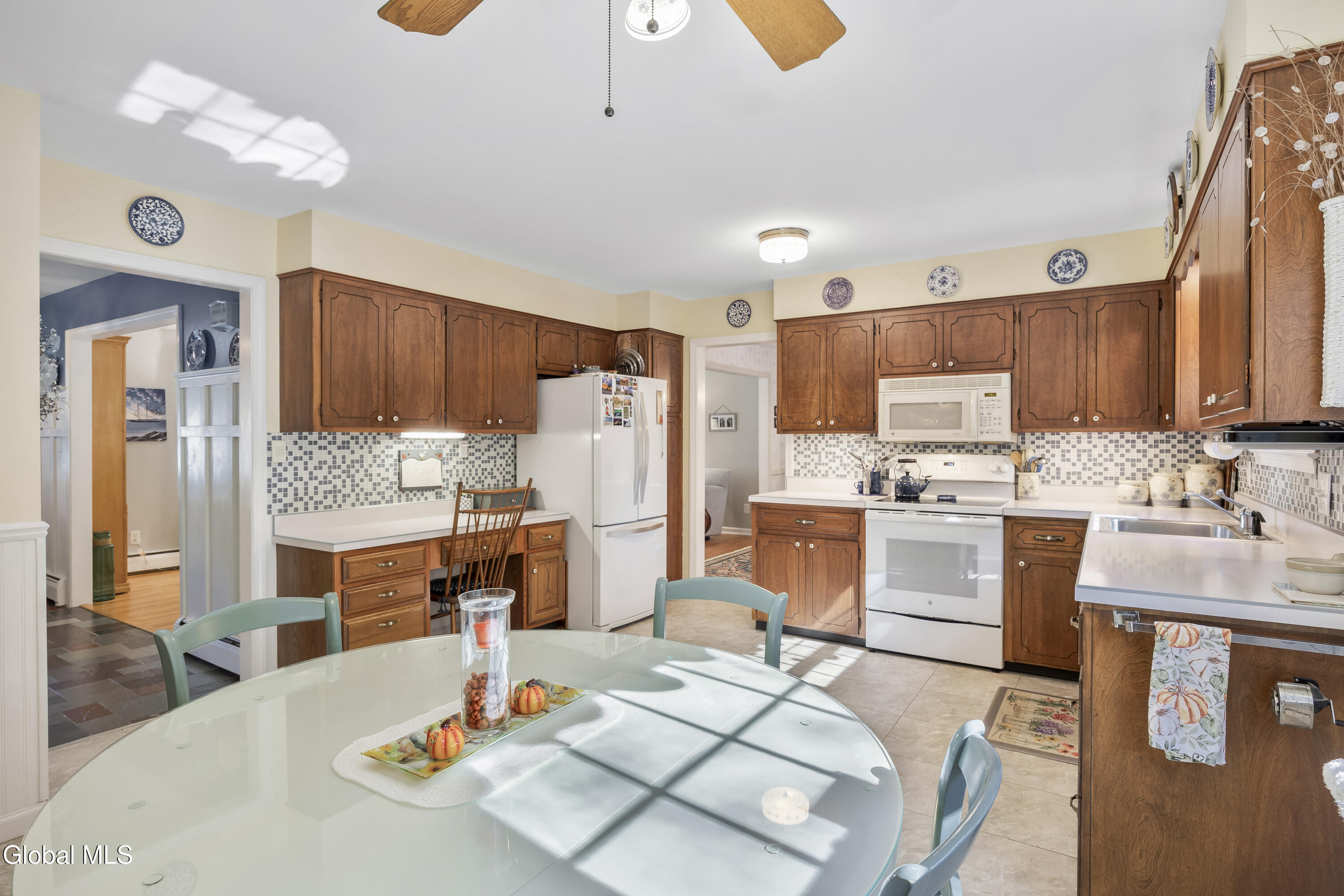 6 Hadel Road Glenville, NY 12302 - Photo 21 of 56 20