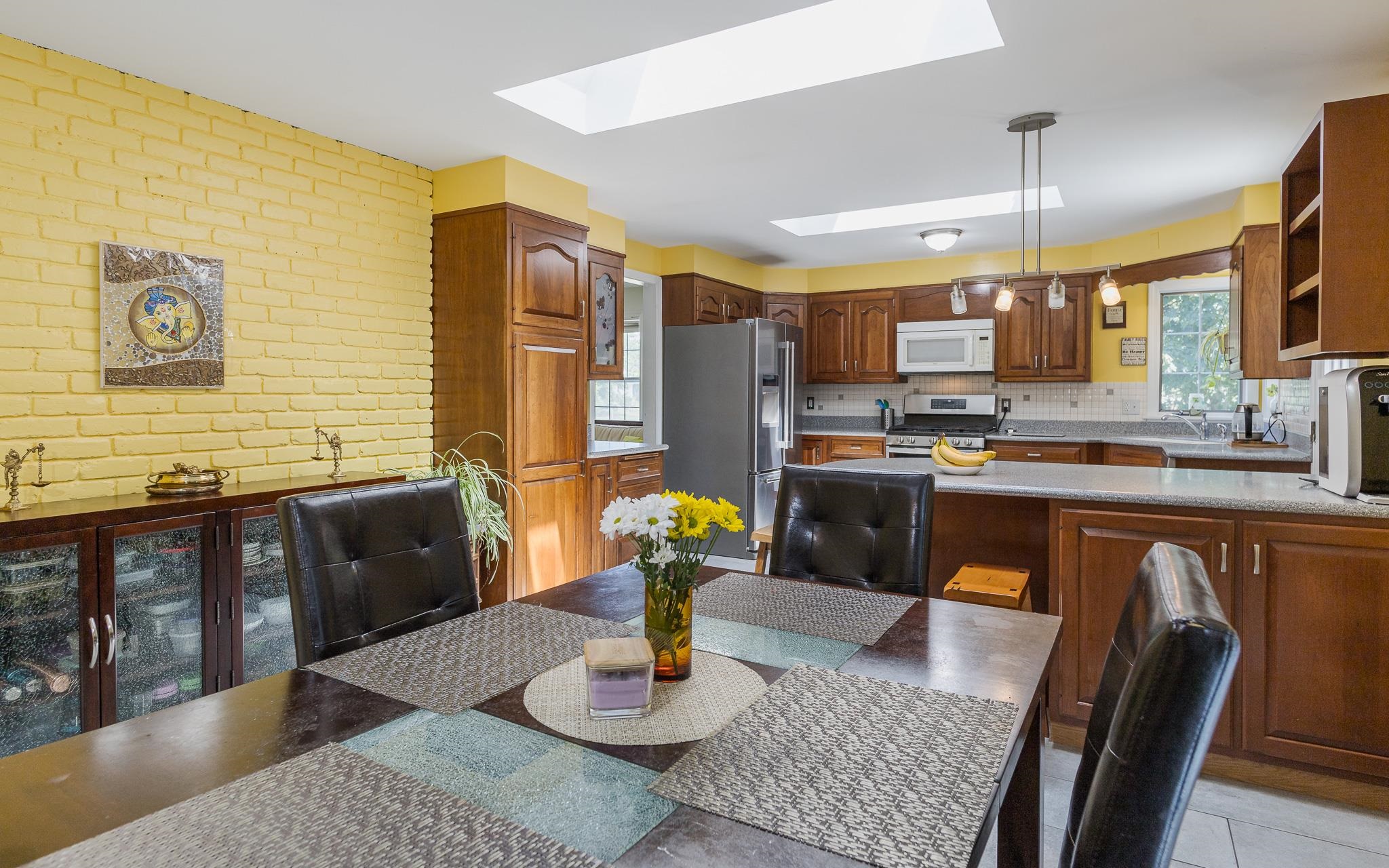17 Leahy Road Keene, NH 03431 - Photo 8 of 42 Gallery Image 8