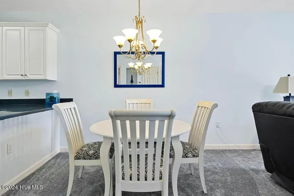 $2,300 | 612 West Brown Street, Unit B, Southport, NC 28461