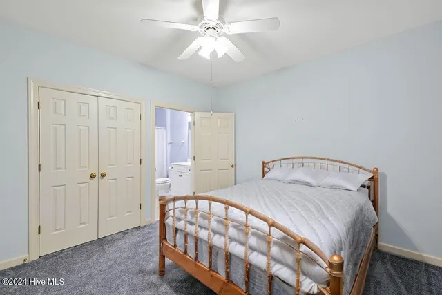$2,300 | 612 West Brown Street, Unit B, Southport, NC 28461