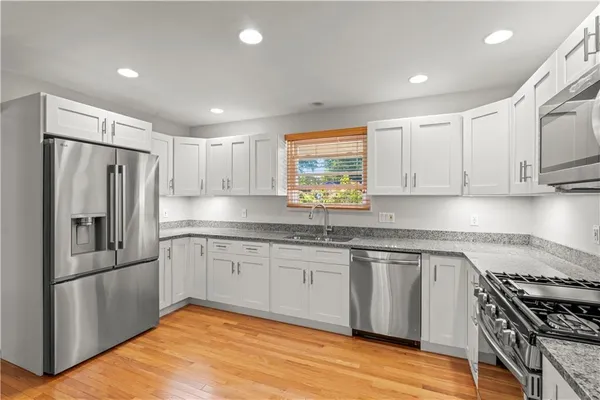 $445,000 | 106 Stratford Drive, Canonsburg, PA 15317