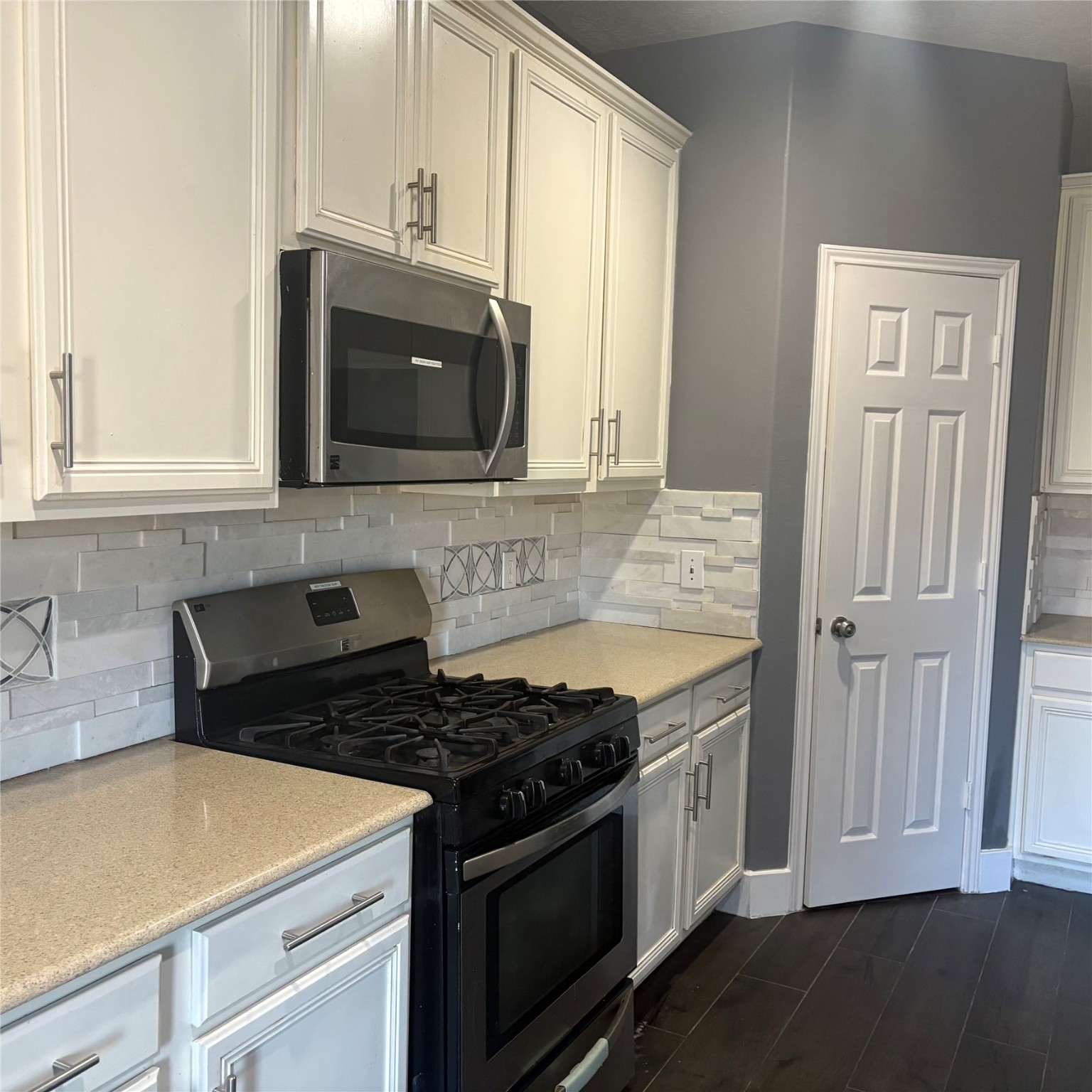 18006 Barton Ridge Lane Richmond, TX 77407 - Photo 2 of 22