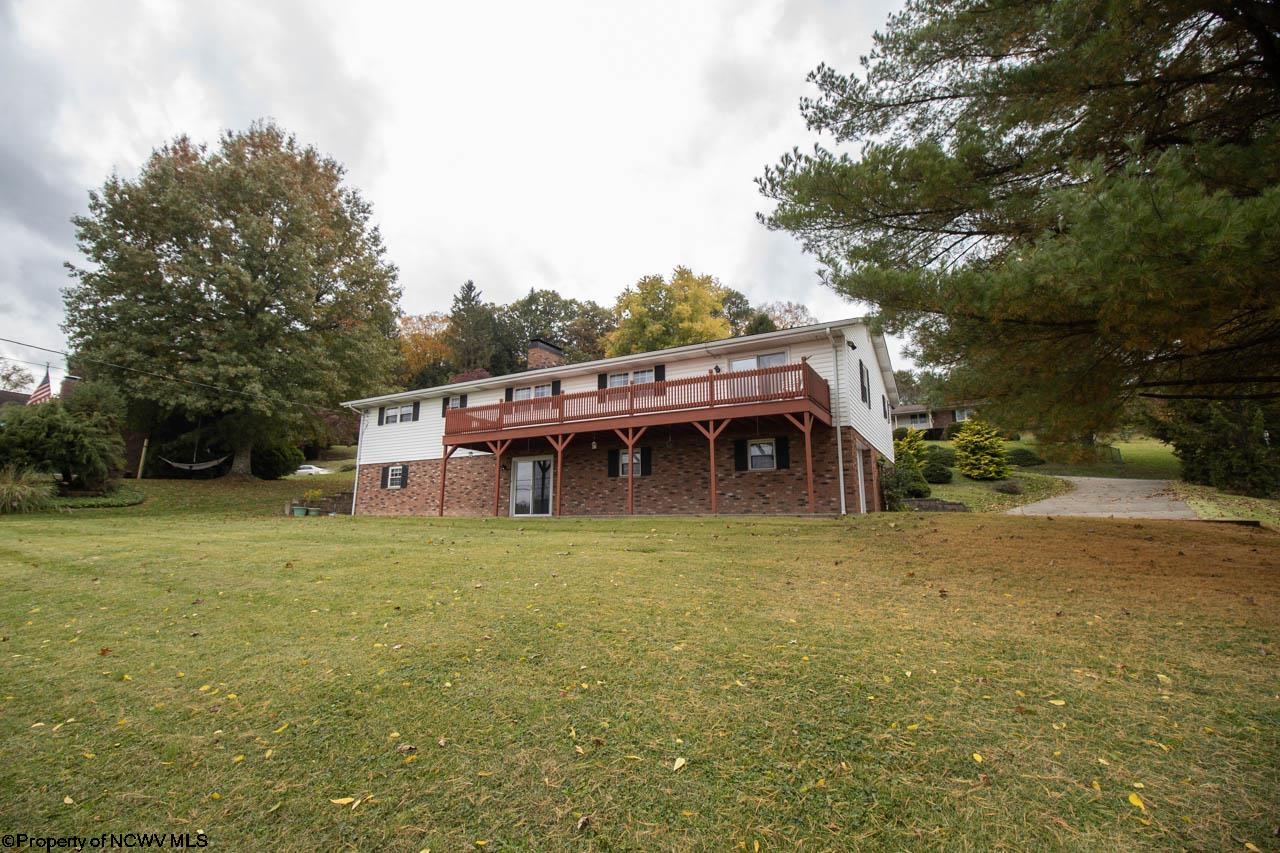 208 Emerson Road Clarksburg, WV 26301 - Photo 6 of 26 Gallery Image 6
