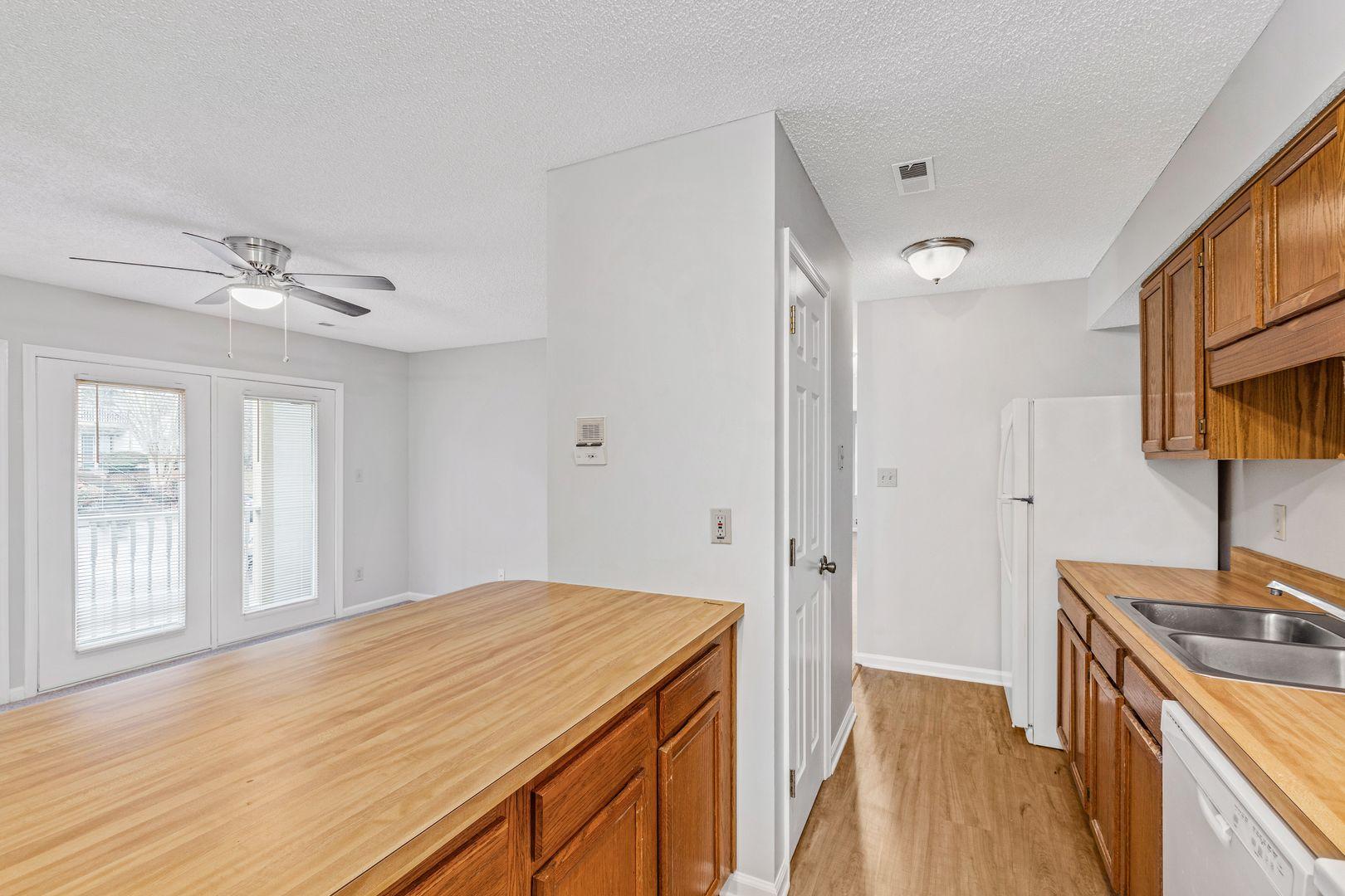 2011 Quaker Landing, Unit 203 Raleigh, NC 27603 - Photo 15 of 31 Photo #15