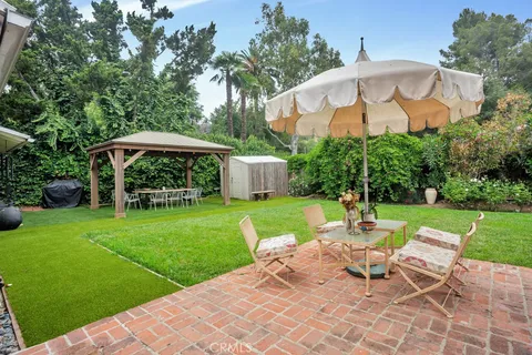 $6,900 | 3442 Laurel Canyon Boulevard, Studio City, CA 91604