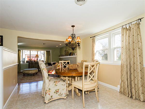 35 Beaver Brook Road Waltham, MA 02452 - Photo 9 of 23 Gallery Image 9