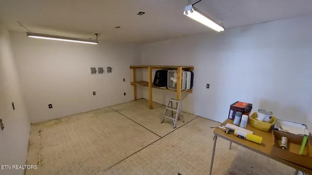 $145,000 | 1100 North York Highway, Jamestown, TN 38556