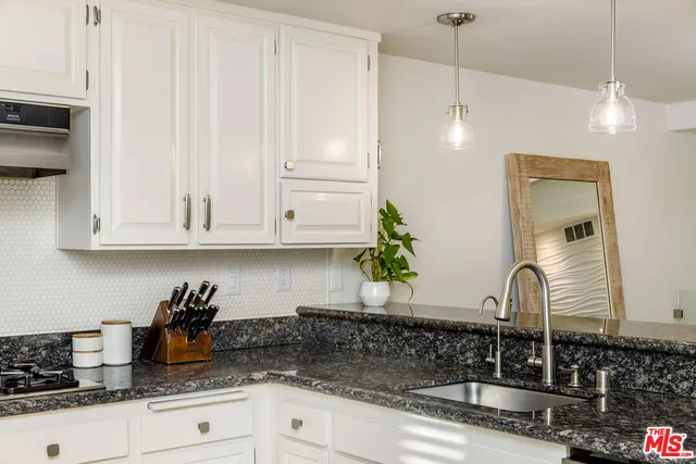 $1,195,000 | 4782 La Villa Marina, Unit G, Marina del Rey, CA 90292