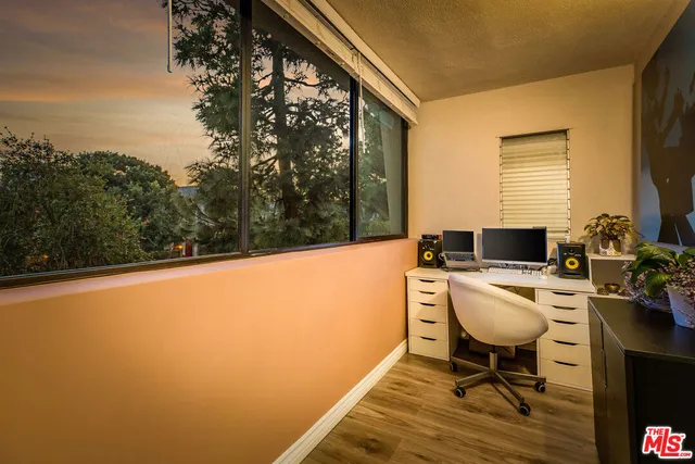 $1,195,000 | 4782 La Villa Marina, Unit G, Marina del Rey, CA 90292