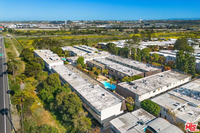 $1,195,000 | 4782 La Villa Marina, Unit G, Marina del Rey, CA 90292