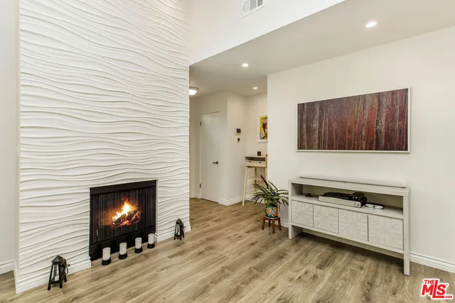 $1,195,000 | 4782 La Villa Marina, Unit G, Marina del Rey, CA 90292