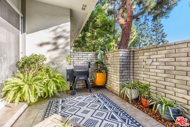 $1,195,000 | 4782 La Villa Marina, Unit G, Marina del Rey, CA 90292