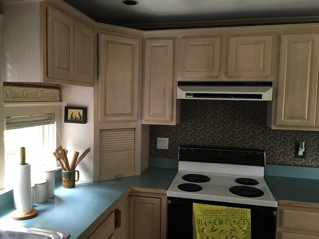 77 Ardmore Road Framingham, MA 01702 - Photo 10 of 12 Gallery Image 10