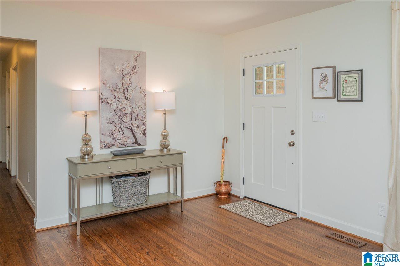 424 Paramount Lane Birmingham, AL 35226 - Photo 7 of 50