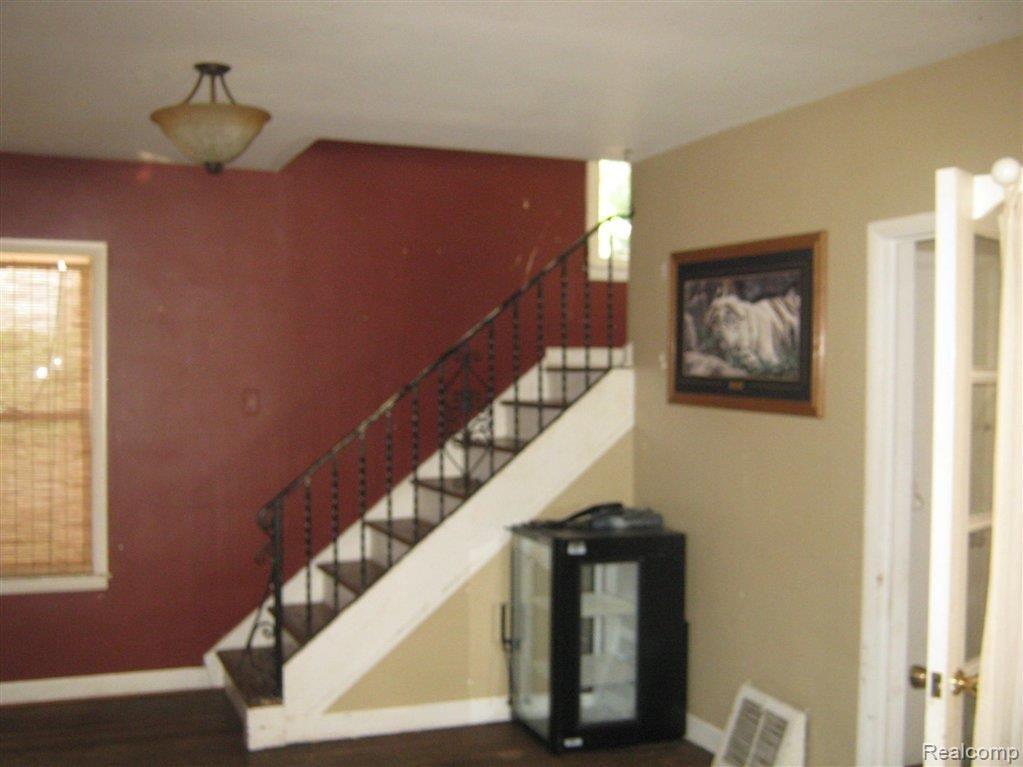 36663 Goddard Road Romulus, MI 48174 - Photo 2 of 6 008.JPG