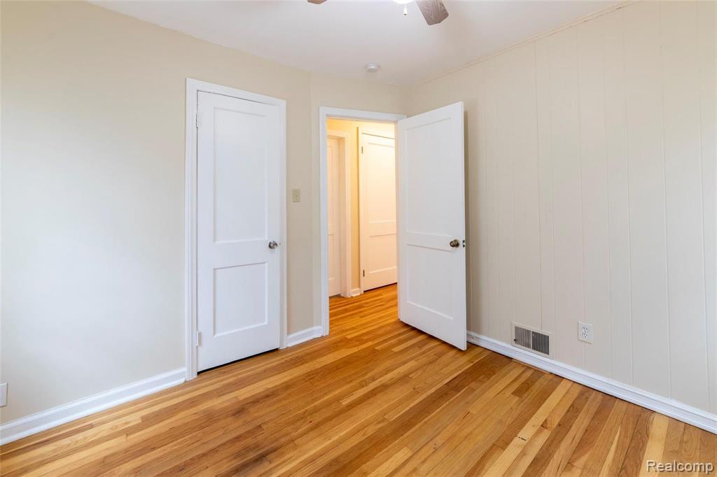 23737 Normandy Avenue Eastpointe, MI 48021 - Photo 5 of 18