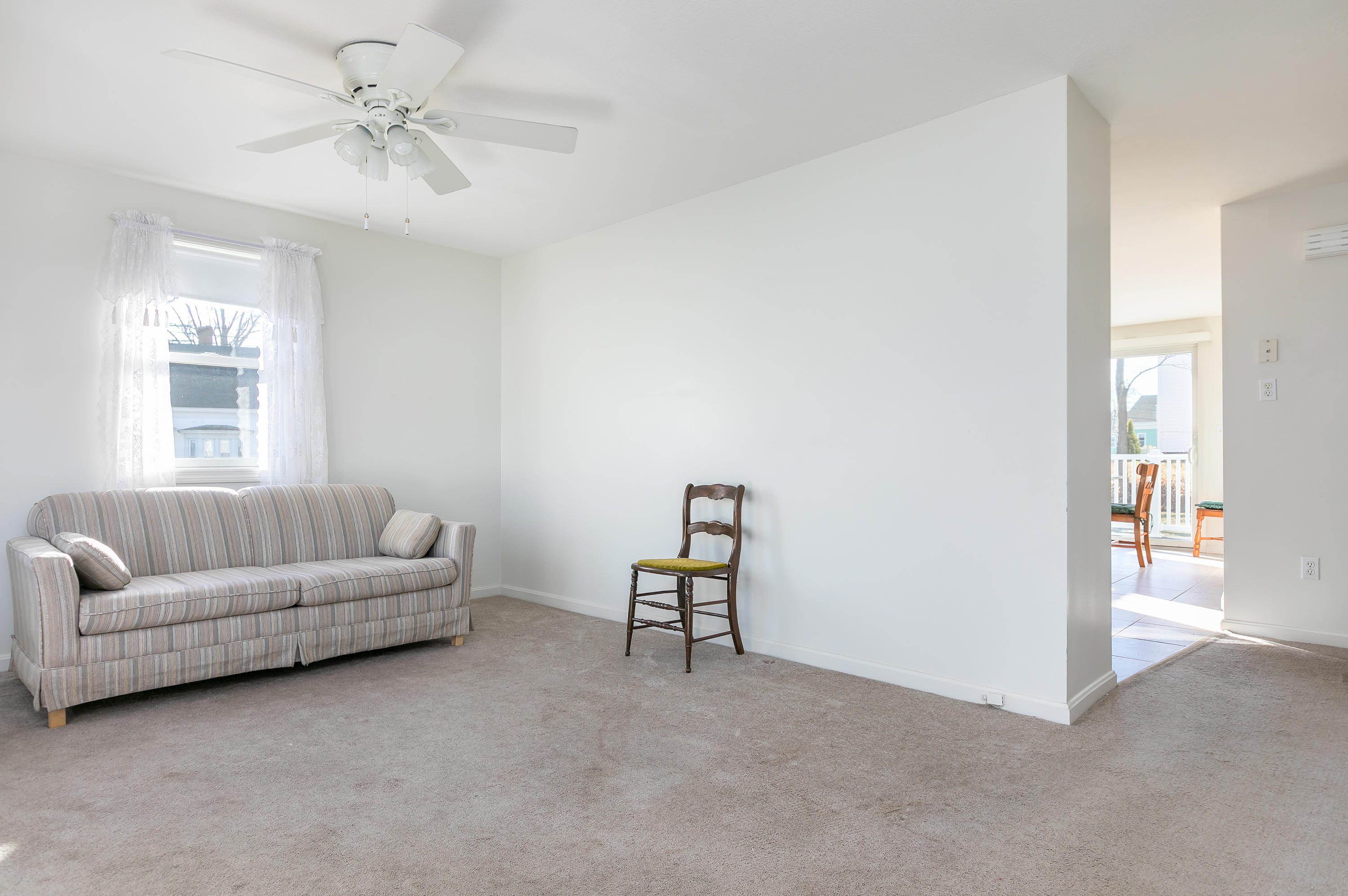 236 Alfred Street, Unit 14 Biddeford, ME 04005 - Photo 21 of 35 Living Room-6-4