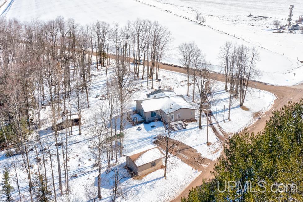 N15107 Town Line Road Powers, MI 49874 - Photo 5 of 57 Gallery Image 5