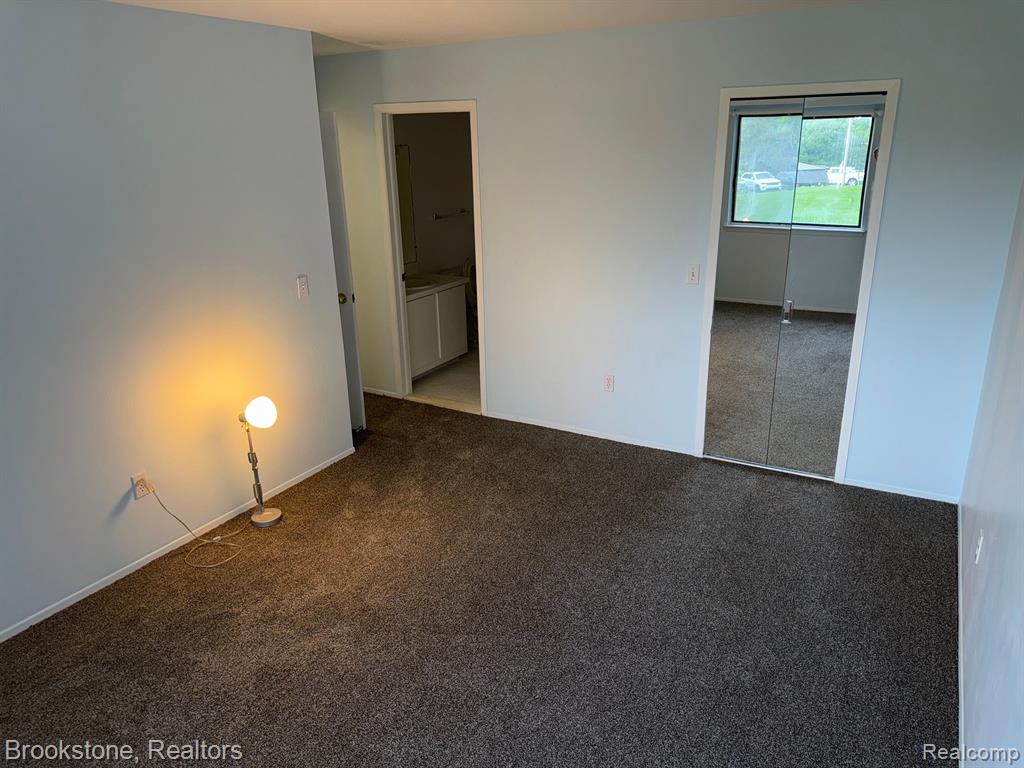 30056 West 12 Mile Road, Unit 77 Farmington Hills, MI 48334 - Photo 8 of 15