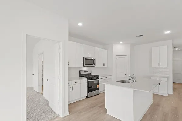 $2,300 | 16523 Hidden Ponderosa Path, Magnolia, TX 77355