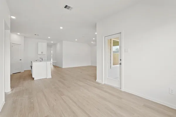 $2,300 | 16523 Hidden Ponderosa Path, Magnolia, TX 77355