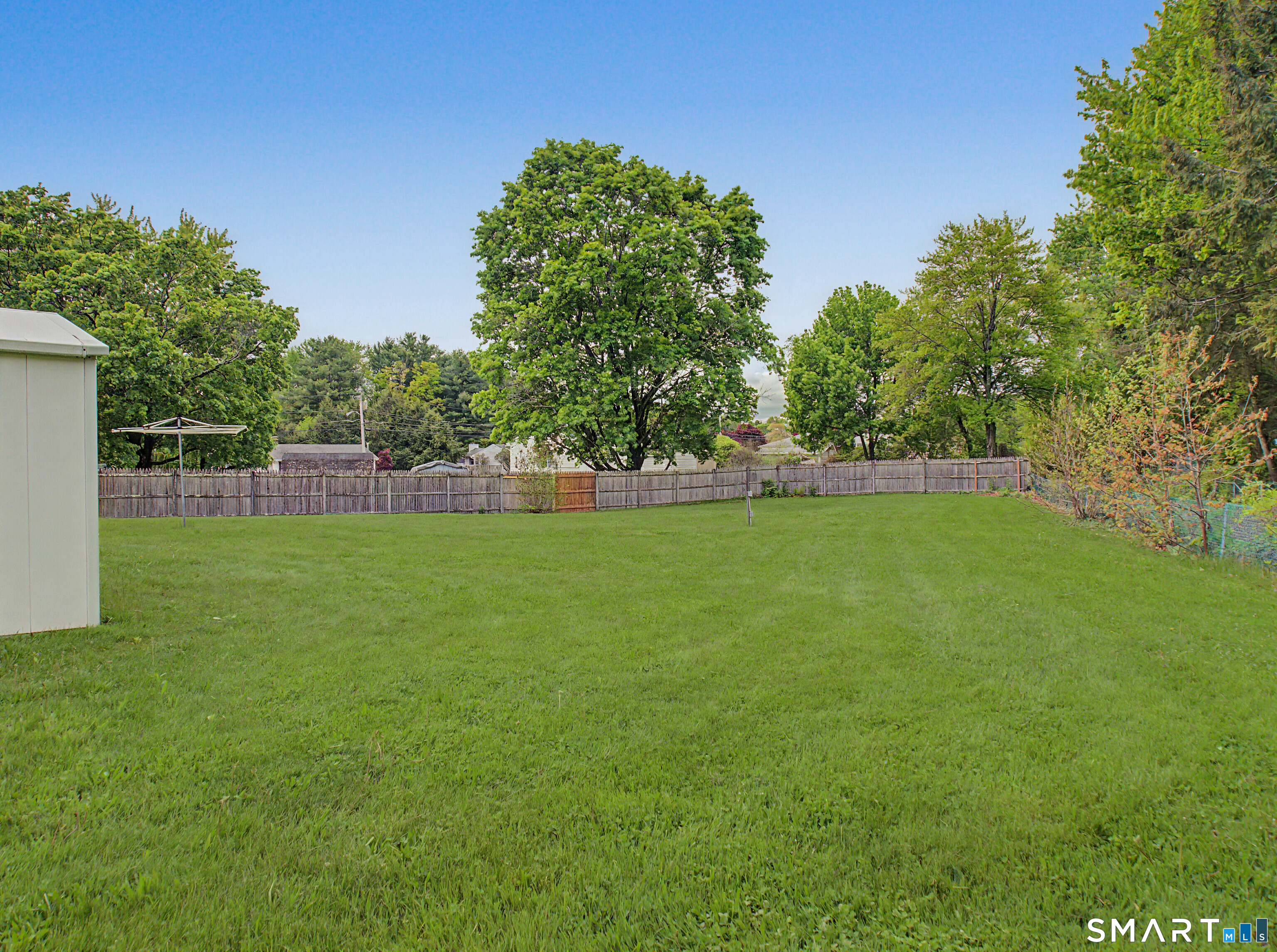 23 Raymond Road South Windsor, CT 06074 - Photo 32 of 37