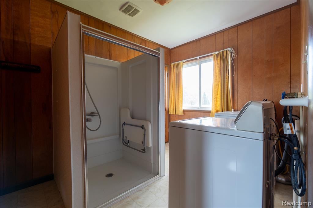 2900 South Miller Road Saginaw, MI 48609 - Photo 21 of 30