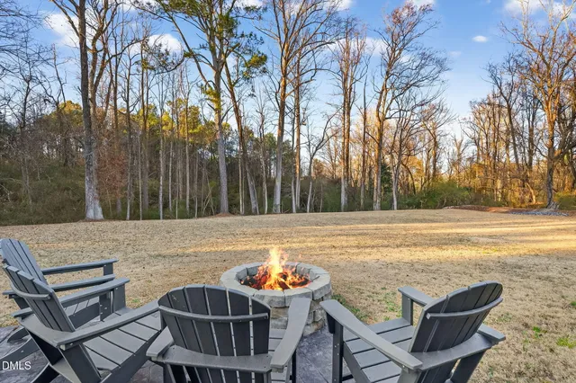 a outdoor view with a seating space