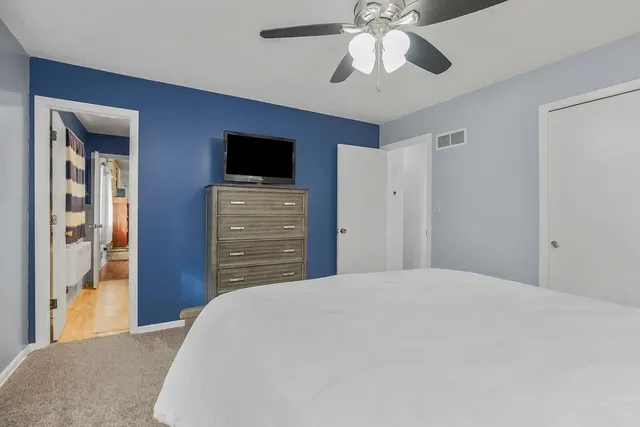 $300,000 | 1303 Northeast 77th Street, Gladstone, MO 64118