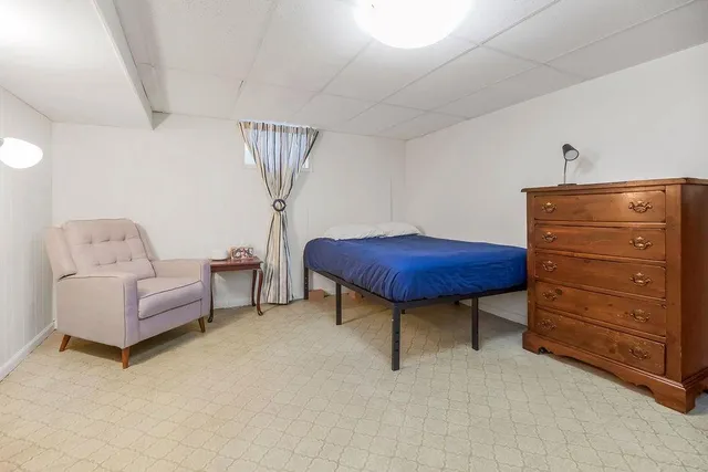 $300,000 | 1303 Northeast 77th Street, Gladstone, MO 64118