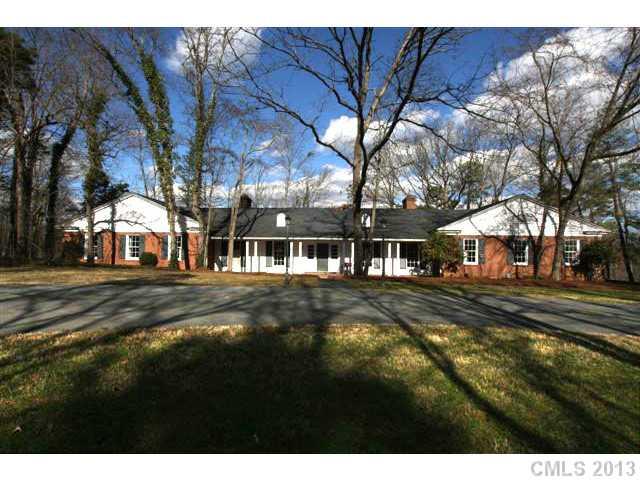 5325 Hardison Road Charlotte, NC 28226 - Photo 1 of 8 Gallery Image 1