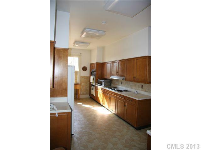 5325 Hardison Road Charlotte, NC 28226 - Photo 4 of 8 Gallery Image 4