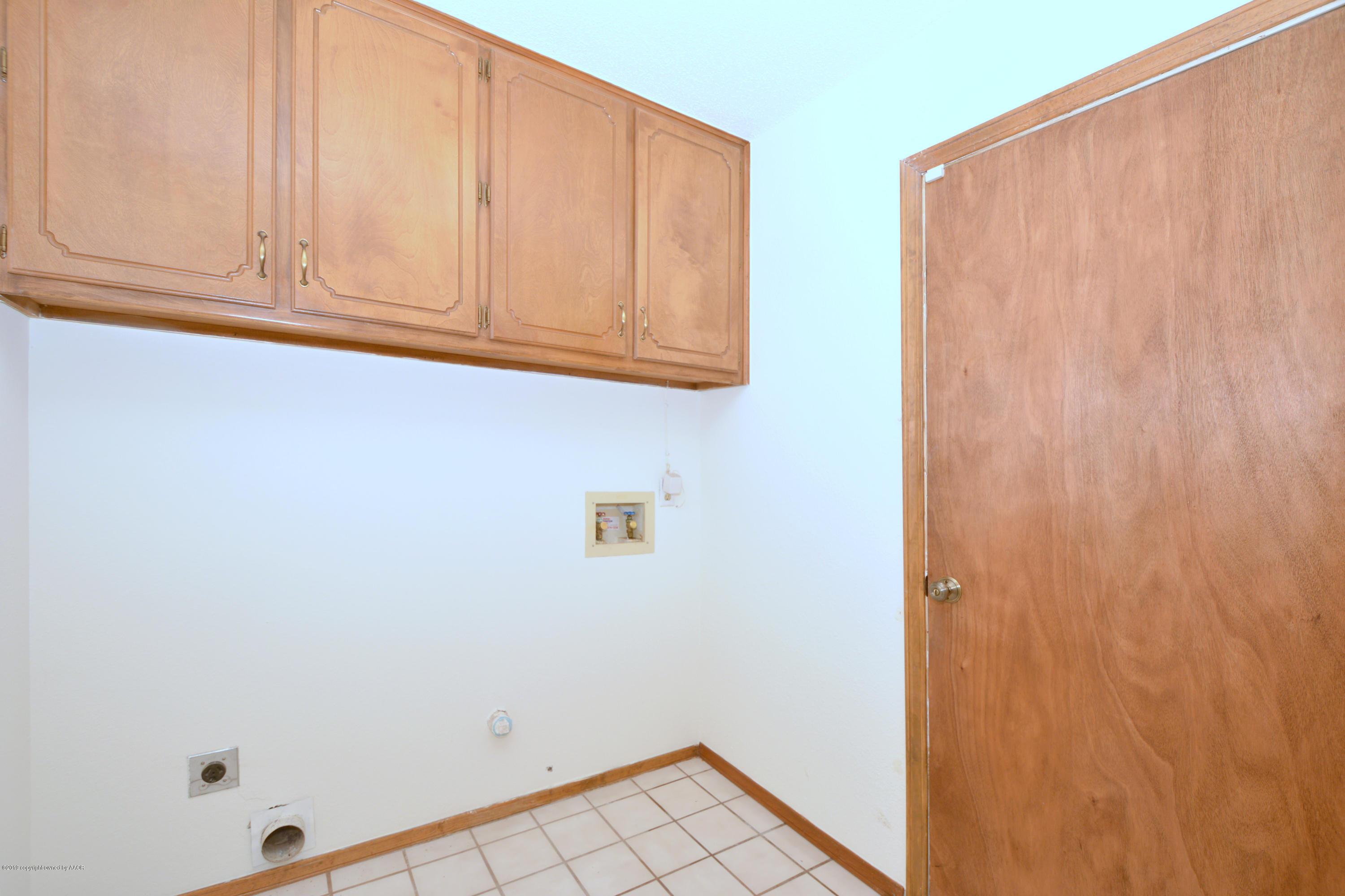 3309 Reeder Drive Amarillo, TX 79121 - Photo 14 of 25 14 Laundry Room