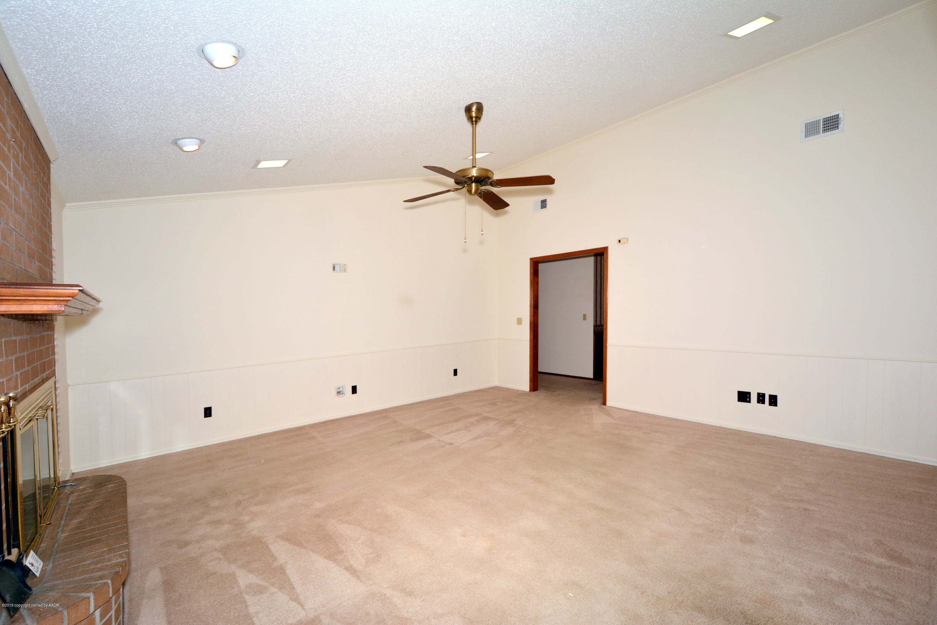3309 Reeder Drive Amarillo, TX 79121 - Photo 5 of 25 5 Living Room