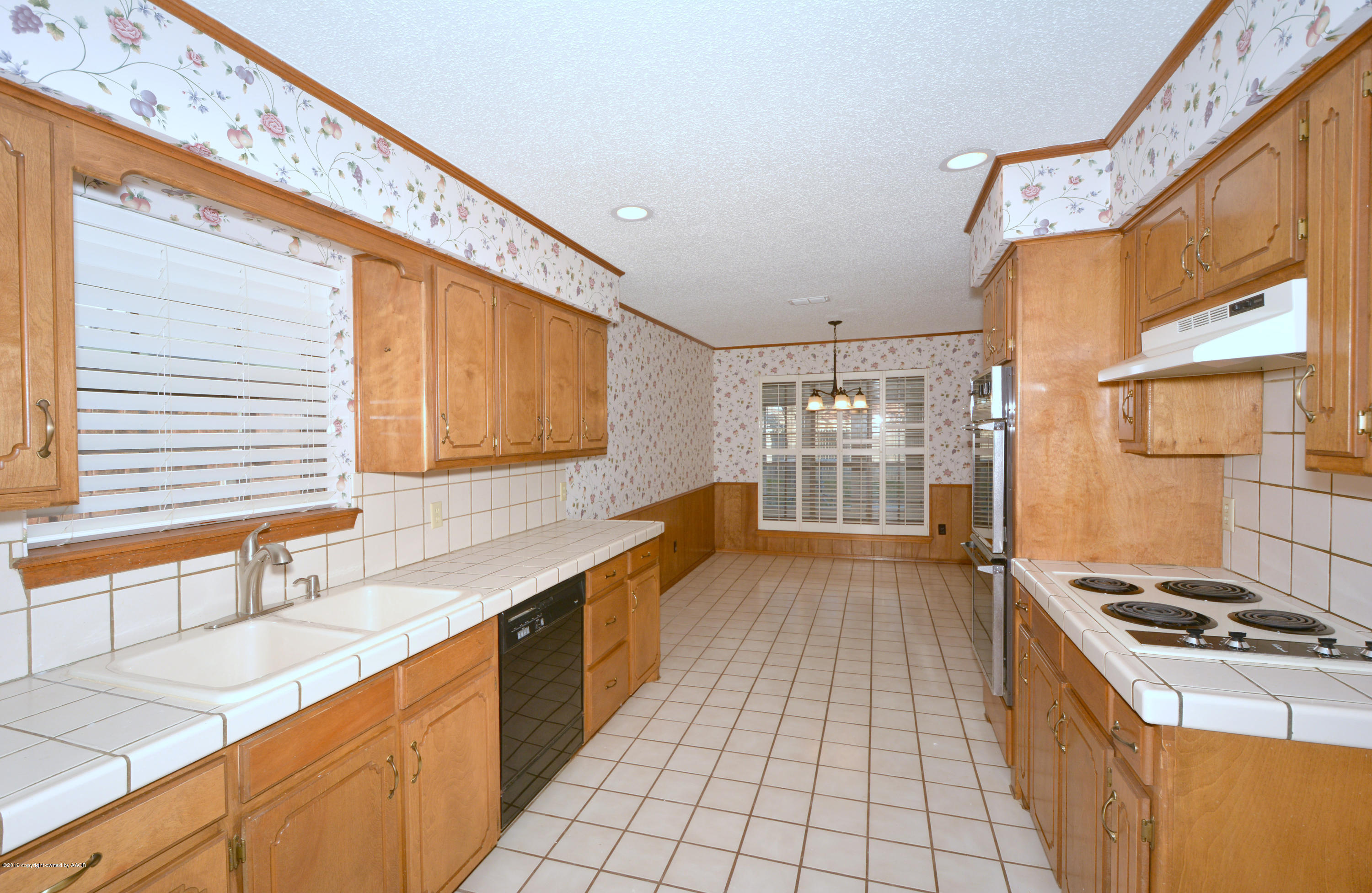3309 Reeder Drive Amarillo, TX 79121 - Photo 8 of 25 8 Kitchen
