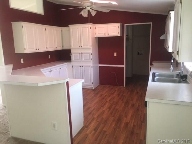 718 Spring Pointe Drive Stony Point, NC 28678 - Photo 4 of 20 Gallery Image 4