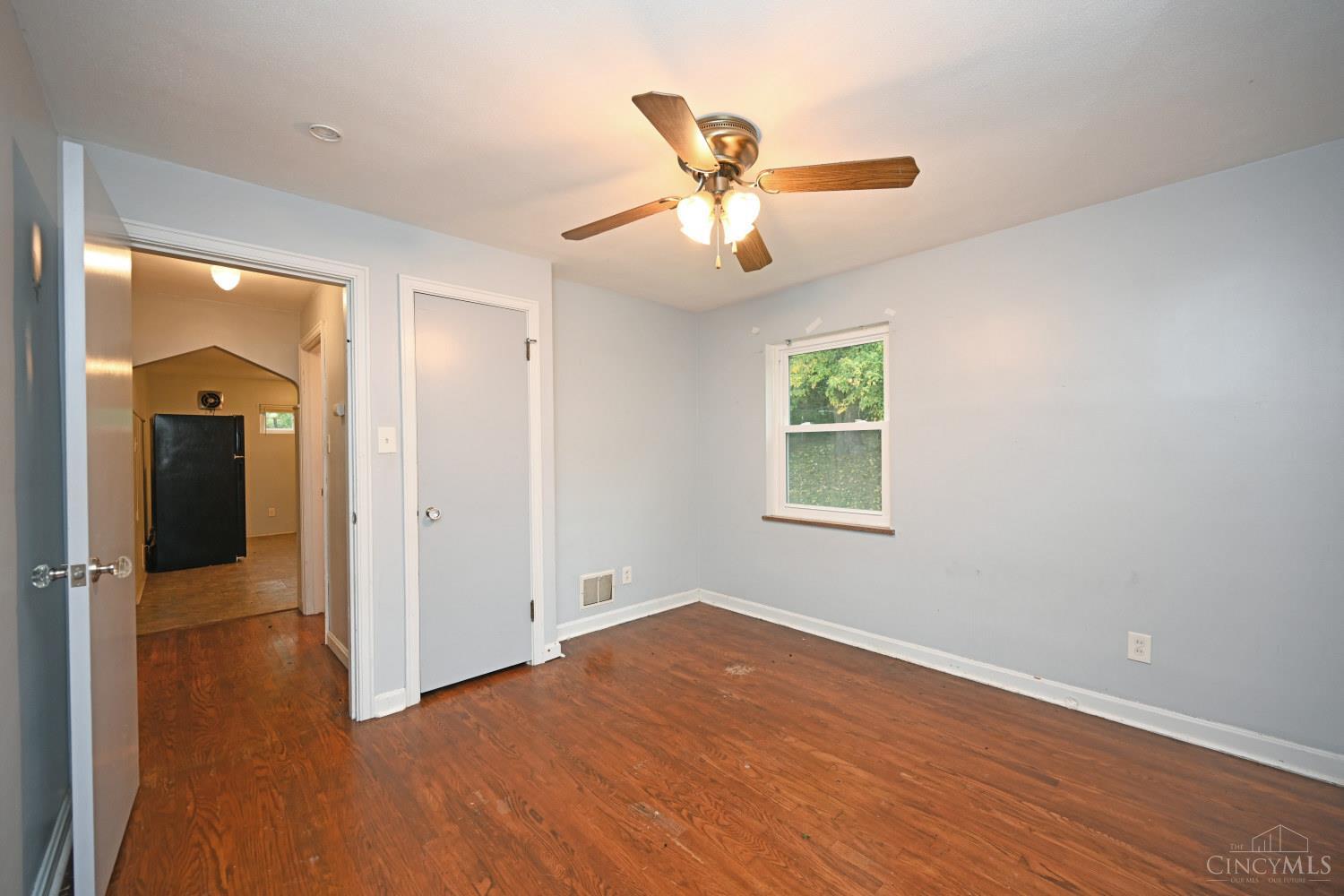 555 Virgil Road Cincinnati, OH 45238 - Photo 21 of 26