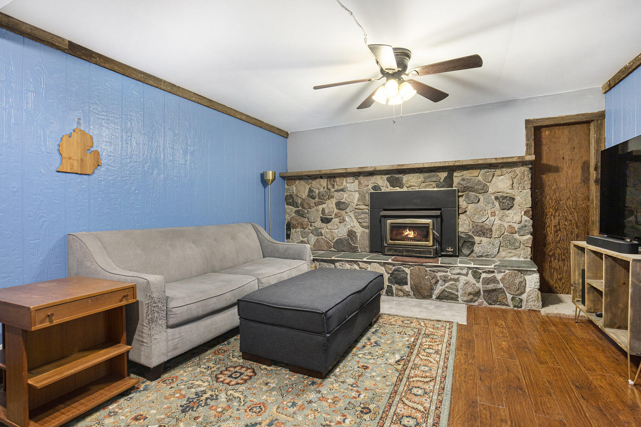 3510 Parmalee Road Freeport, MI 49325 - Photo 11 of 44 Family Room