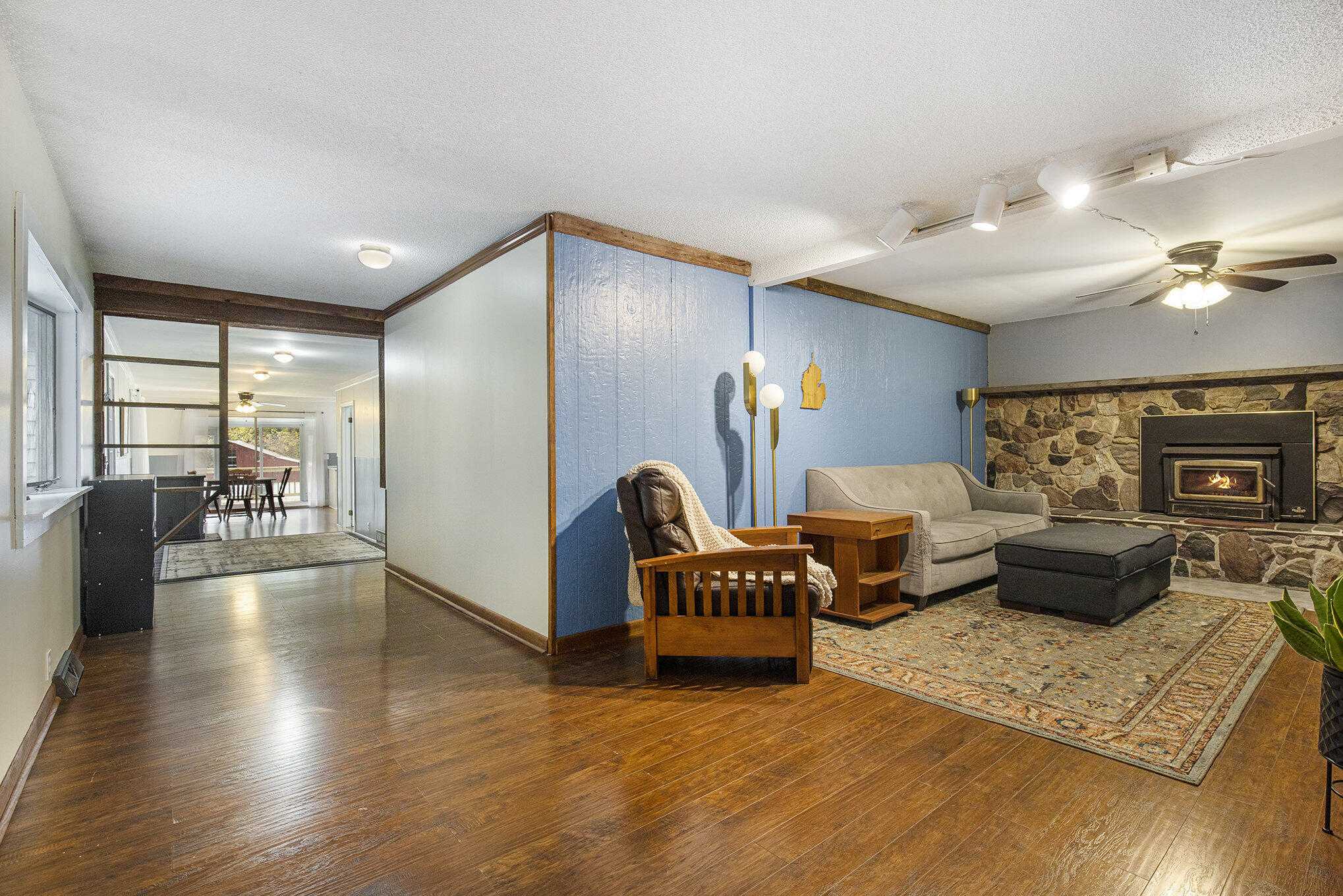 3510 Parmalee Road Freeport, MI 49325 - Photo 12 of 44 Family Room