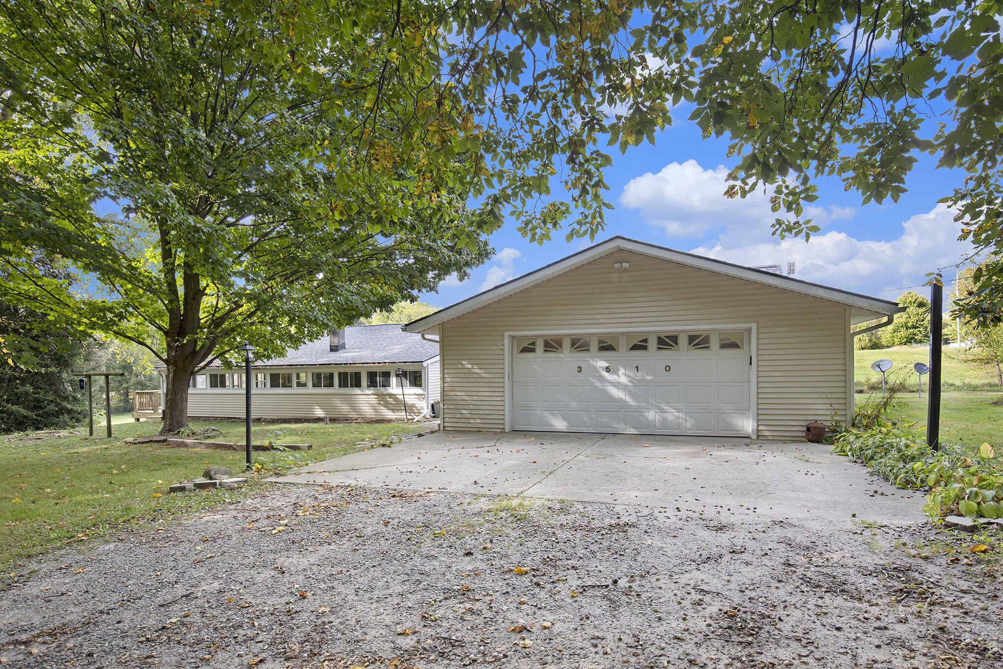 3510 Parmalee Road Freeport, MI 49325 - Photo 40 of 44 Front